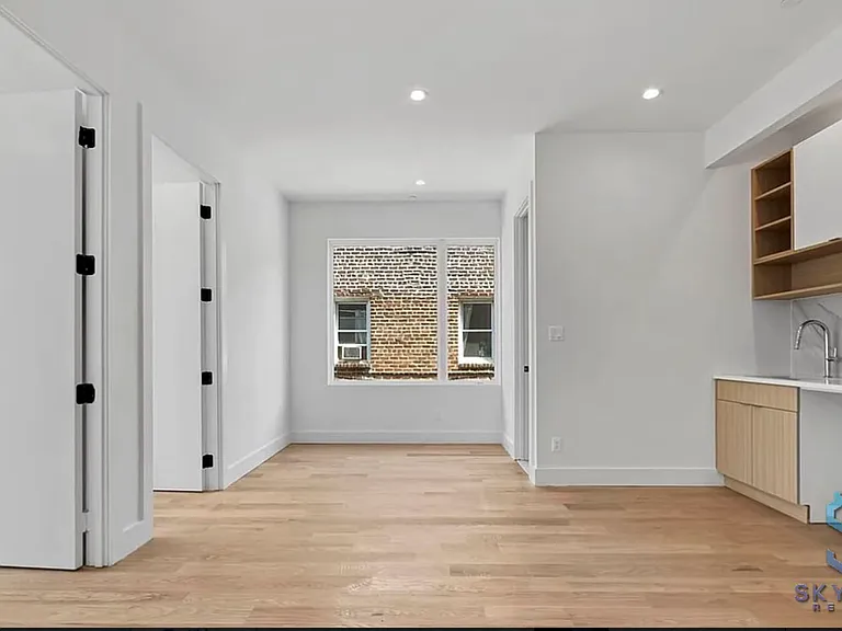 408 Hawthorne St #4C — Photo 5