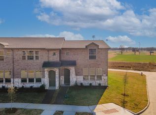 3201 Solana Cir, Justin, TX 76207