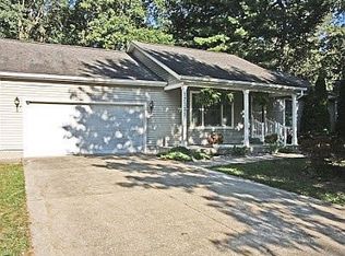 17531 148th Ave, Spring Lake, MI 49456