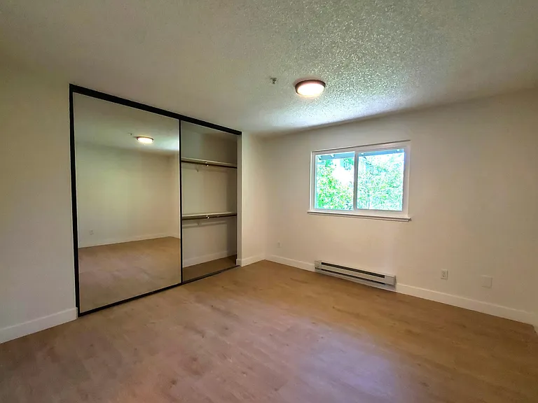 37426 Parish Cir — Photo 10