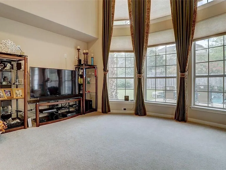 10508 Canyon Vista Way — Photo 6
