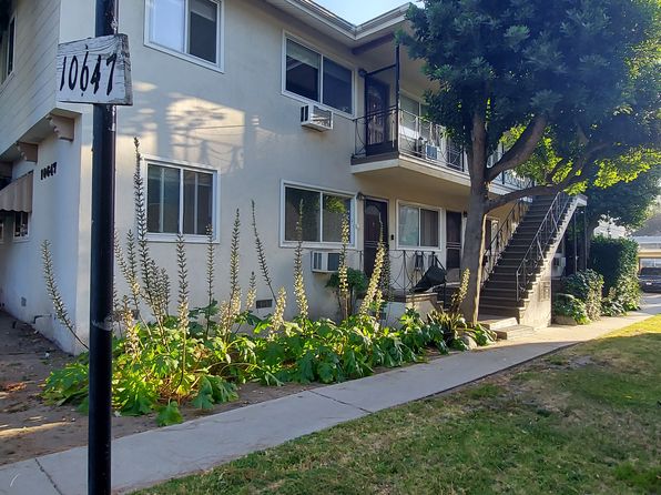 10647 Sherman Grove Ave