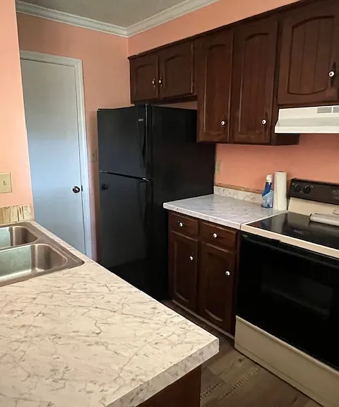 323 E Blackstock Rd #6 — Photo 6