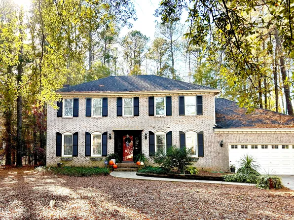 404 Annandale Dr, Cary, NC 27511