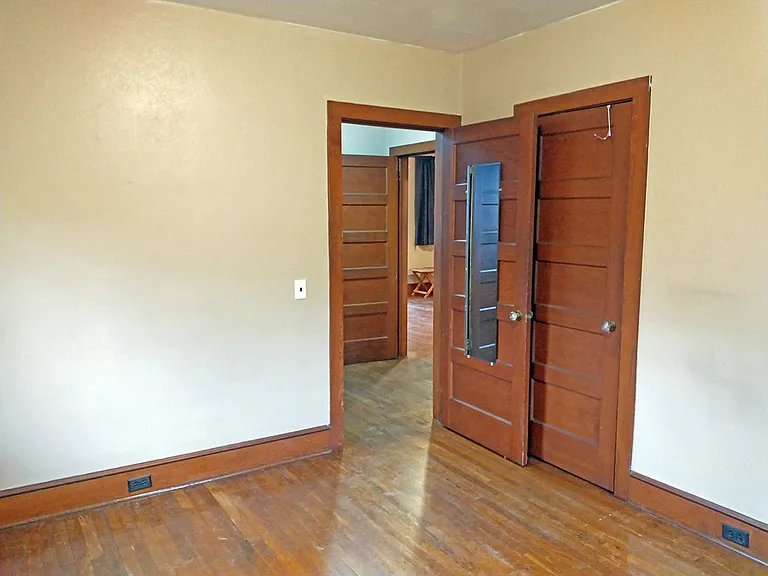 391 W Main St #4 — Photo 3