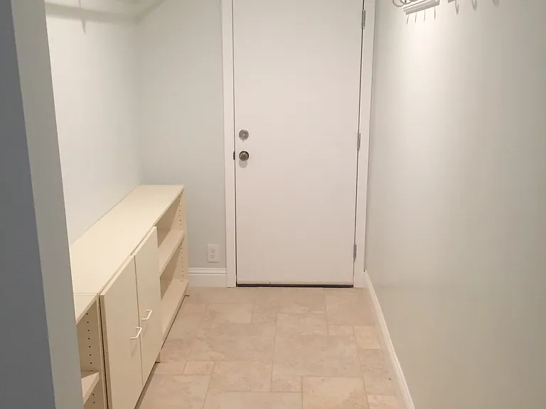 1 Laurel Dr — Photo 5