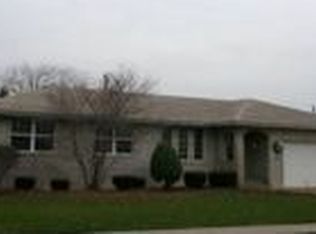 17816 Oakwood Ave, Lansing, IL 60438