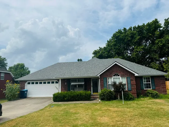 222 Valley Ct, Smyrna, TN 37167