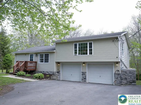 123 Grape Ln, Kunkletown, PA 18058