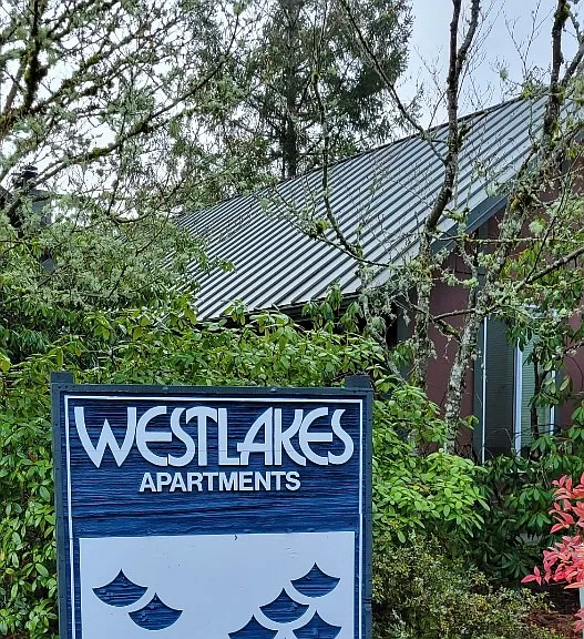 Westlakes Apartments — Photo 1