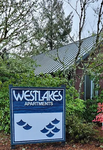 Westlakes Apartments Photo 1