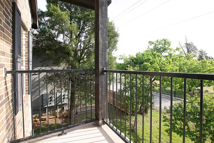 621 Bernard St #12 — Photo 15