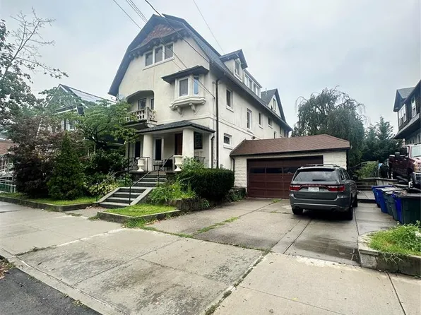 (undisclosed Address), Bronx, NY 10456