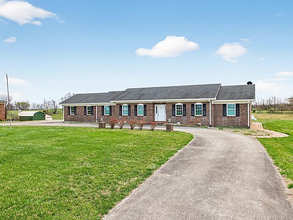 3rd image of 316 Sugar Creek Rd