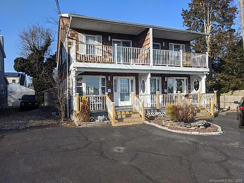 42 Ferris St Photo 1