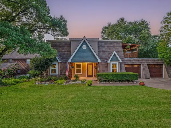 2412 Cedarcrest Dr, Granbury, TX 76048