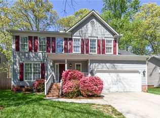 6412 Ivystone Dr, Jamestown, NC 27282