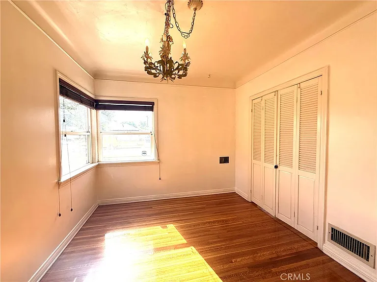 1148 S 2nd St — Photo 13