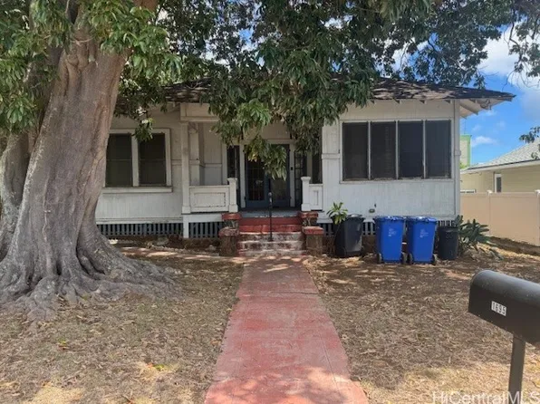 1695 Mott Smith Dr, Honolulu, HI 96822