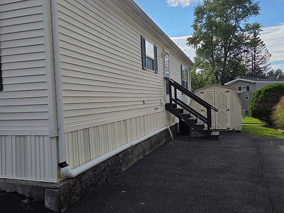 2nd image of 138 Ridge Rd #138