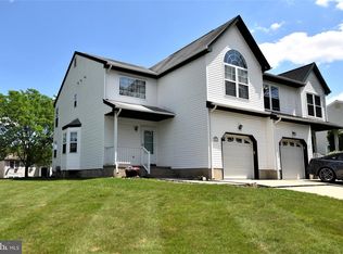 1 Mohr Rd, Burlington, NJ 08016