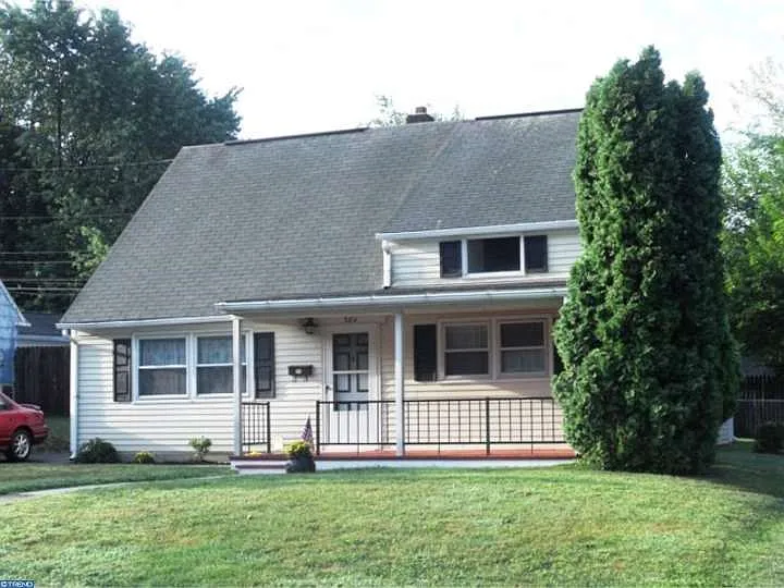 364 W Chestnut St photo 1