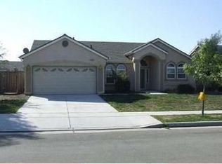 2163 Oak Ave, Sanger, CA 93657