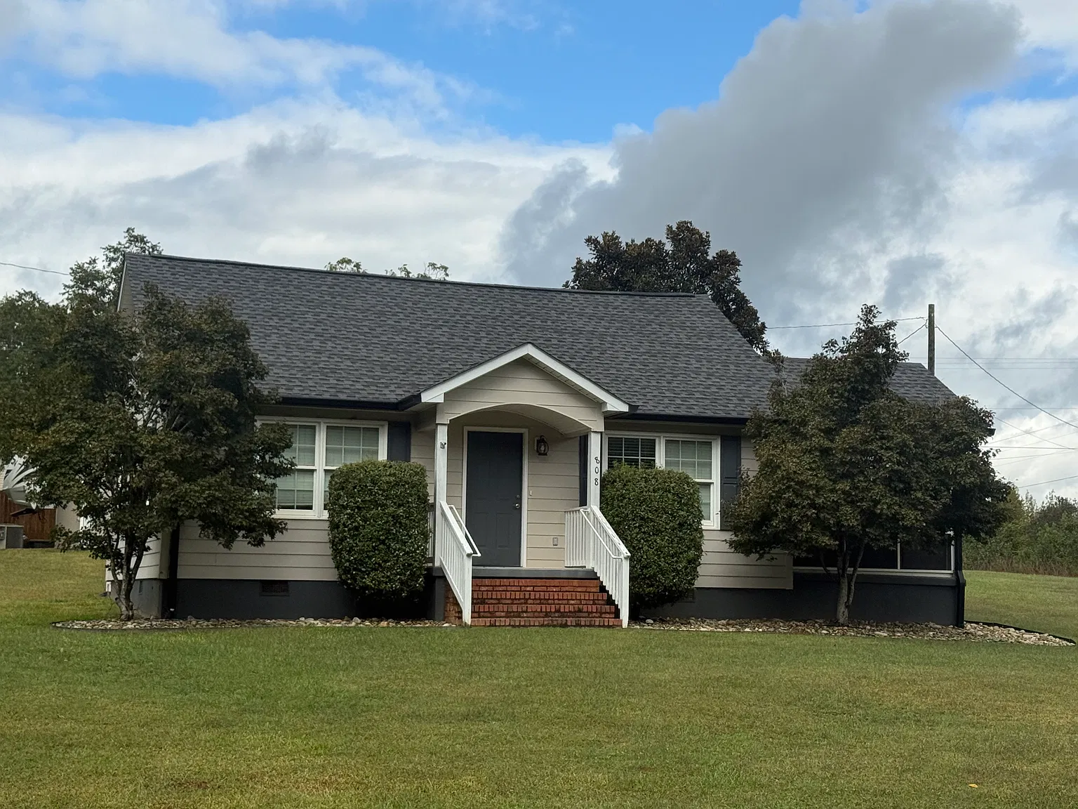 2 bed, 1050 sqft, $2,300 — Photo 3