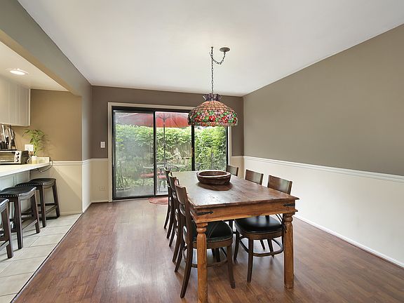 5th image of 1750 Henley St APT 23