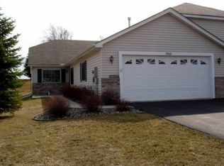 7668 Newbury Rd, Woodbury, MN 55125