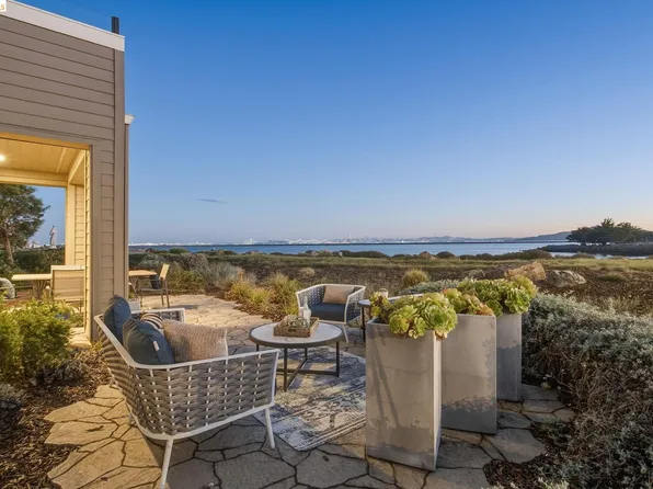 6 Waterline Pl, Richmond, CA 94801