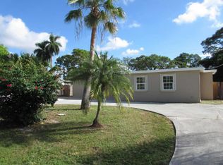 692 Harth Dr, West Palm Beach, FL 33415