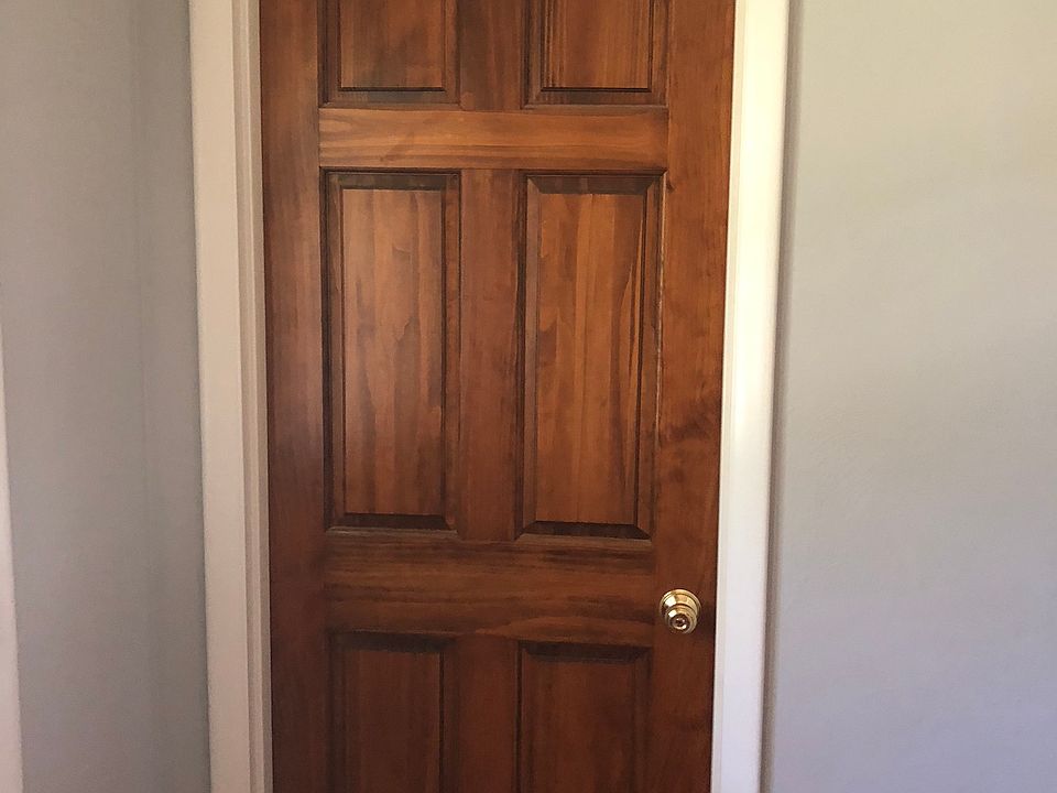 1st image of 416 E Hamilton Ln