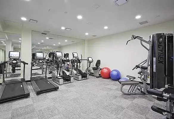 Rented by Heller Organization | media 21