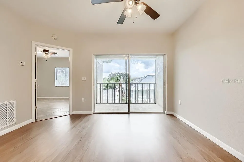 3 bed, $1,795 — Photo 3