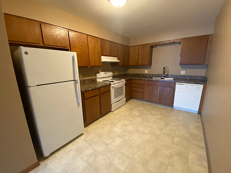 830 S 10th St #5 — Photo 1