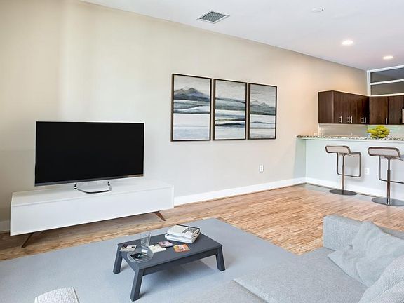 5th image of 777 S Broad St APT 303