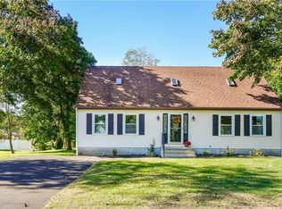 6 N Joseph St, Westerly, RI 02891