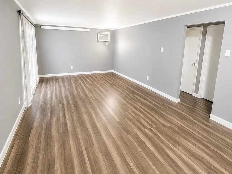 10310 Mayfield Ave #2S — Photo 3