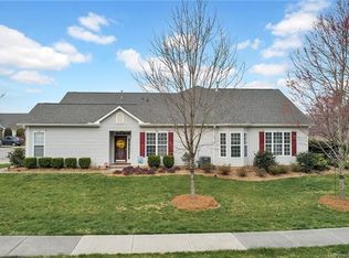355 Garnet Ct, Fort Mill, SC 29708