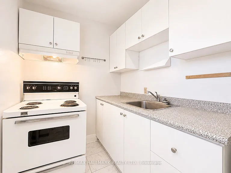 155 Drayton Ave #3 — Photo 17