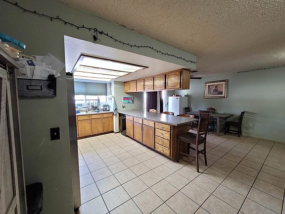 3rd image of 4320 W 14th Ln