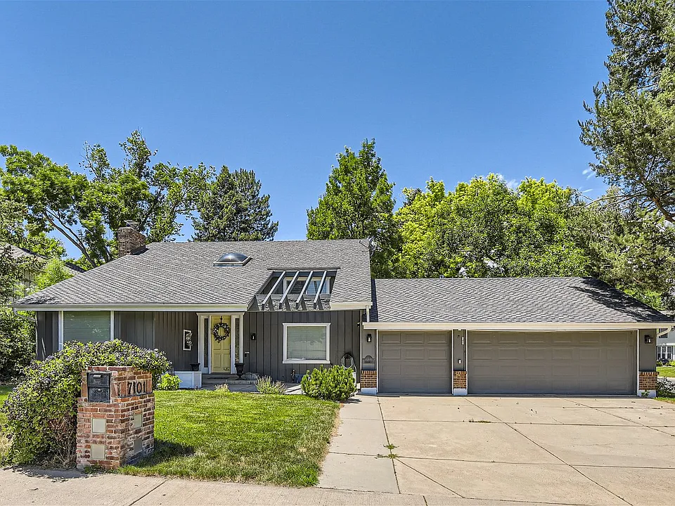 7170 S Harrison Ct