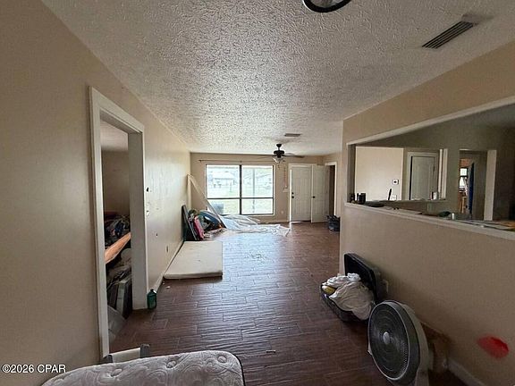 4th image of 6718 Wendy Rd