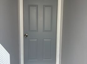 3002 E 81st St, Chicago, IL