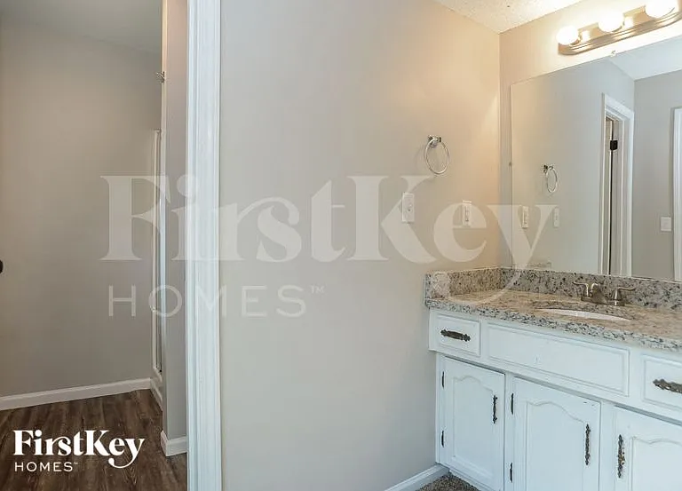 6733 NW Sioux Dr — Photo 10