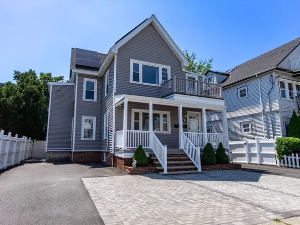 29 Dolphin Ave, Winthrop, MA 02152