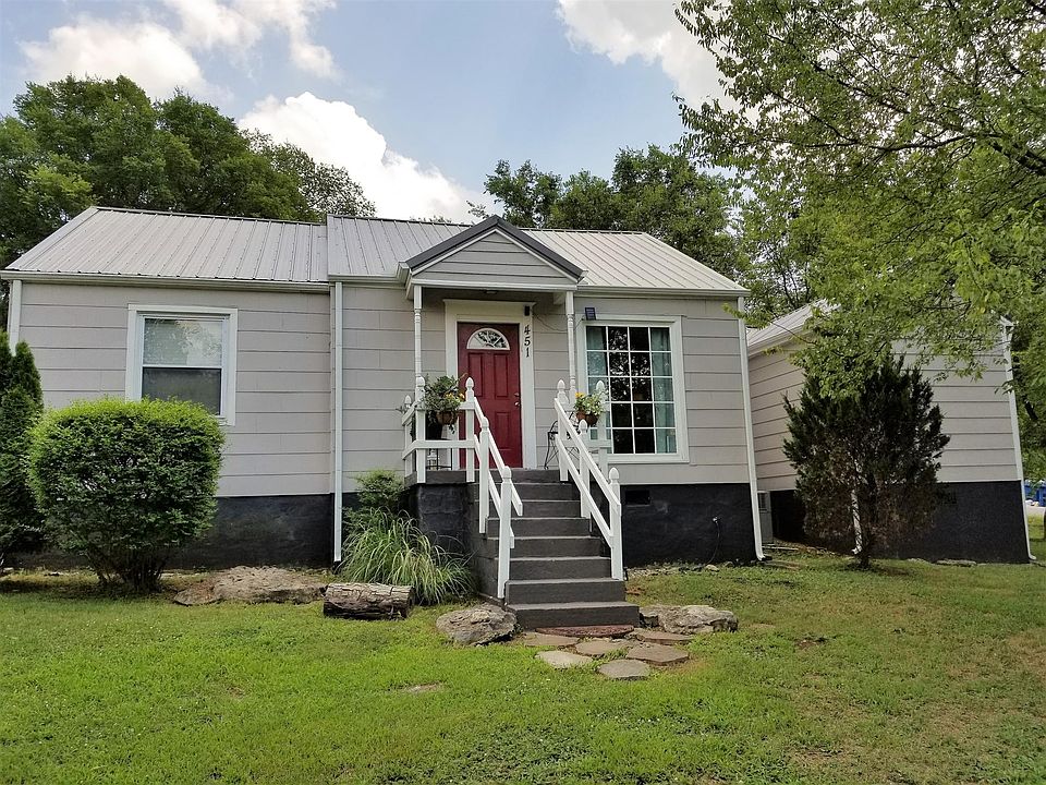1st image of 451 Lanier Dr