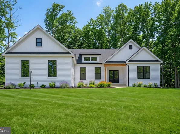 2507 Running Brook Ct, Stafford, VA 22554