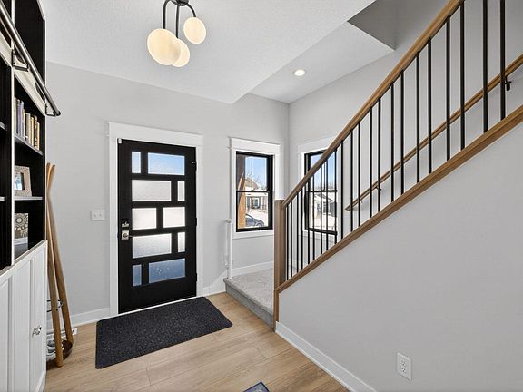 2nd image of 3228 Allison Ln NE